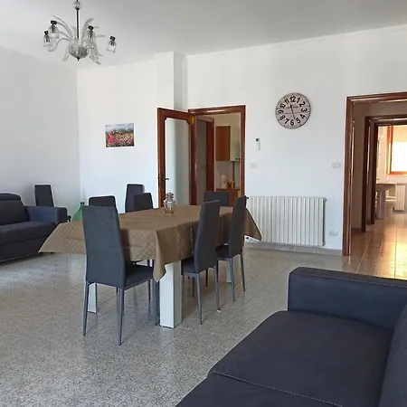 Casa Patrizia - A Due Passi Dal Mare Apartment