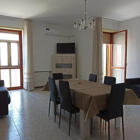 Casa Patrizia - A Due Passi Dal Mare Apartment